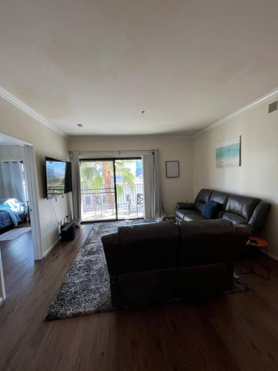 Апарт отель Socal La Lux On 3Rd Лос-Анджелес Экстерьер фото